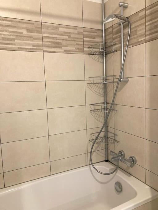 Appartement 87 M2 - 3 Chambres - 6 Personnes - Proche Paris - Parking Gratuit Asnieres-sur-Seine Exterior photo